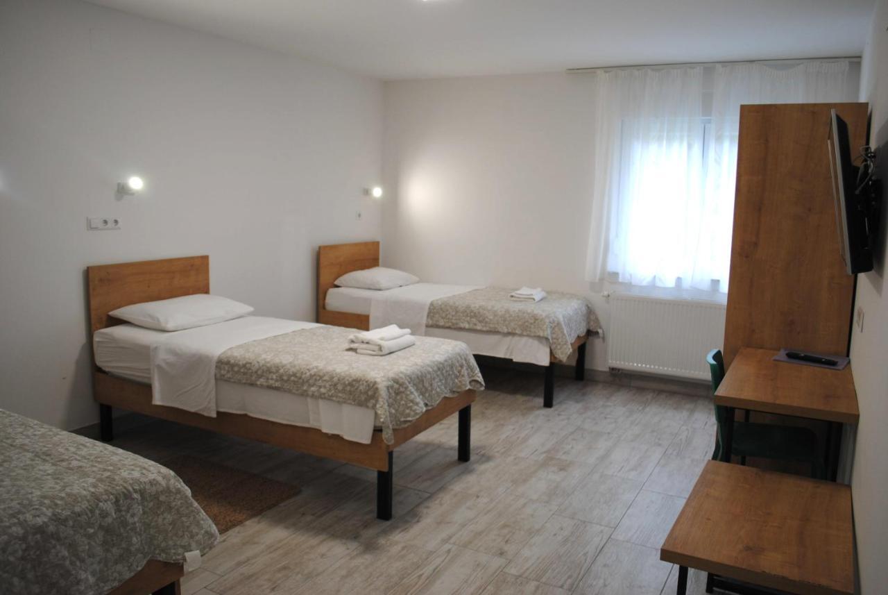 Hotel Fala Zagreb Exterior photo